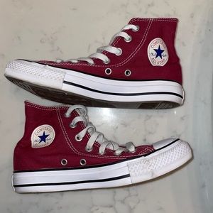 Converse High Tops, Maroon - SIZE 6